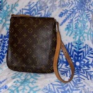 Louis Vuitton shoulder bag